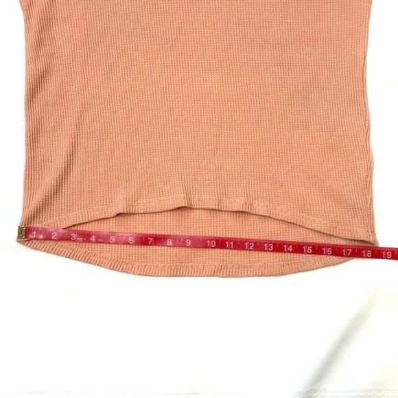 $5 ADD ON with $15+ Bundle Seven7 Waffle Crew Top LS Sz S Peach EUC High Low Hem - Picture 10 of 10
